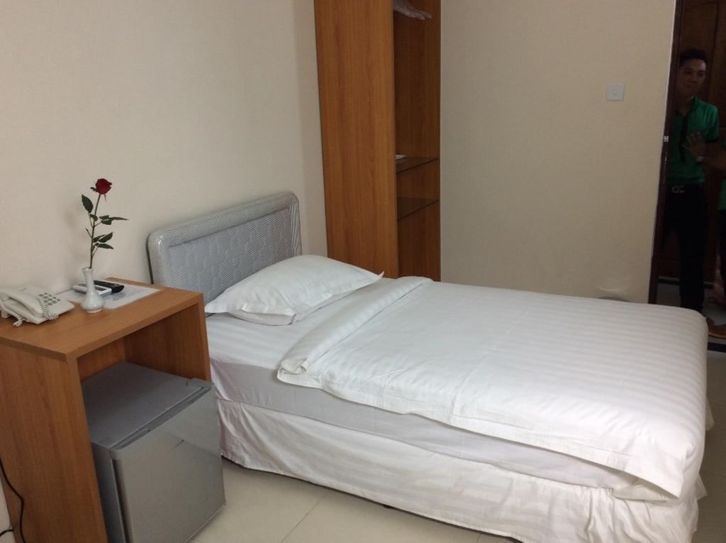 Star Max Hotel Yangon Chambre photo