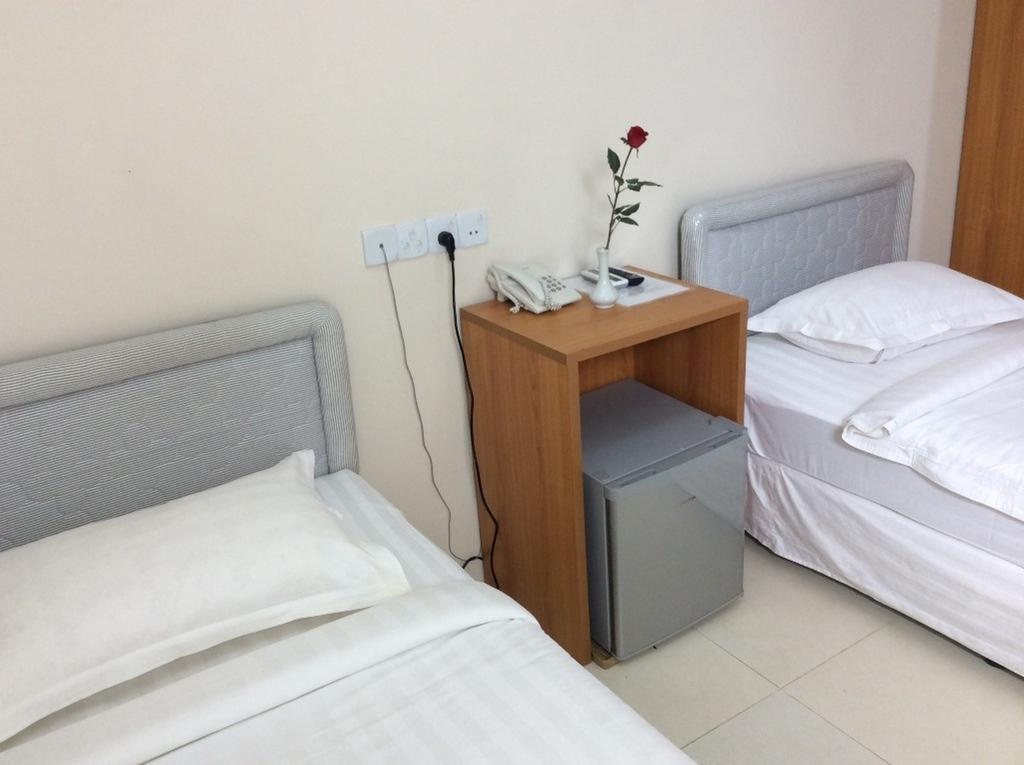 Star Max Hotel Yangon Chambre photo