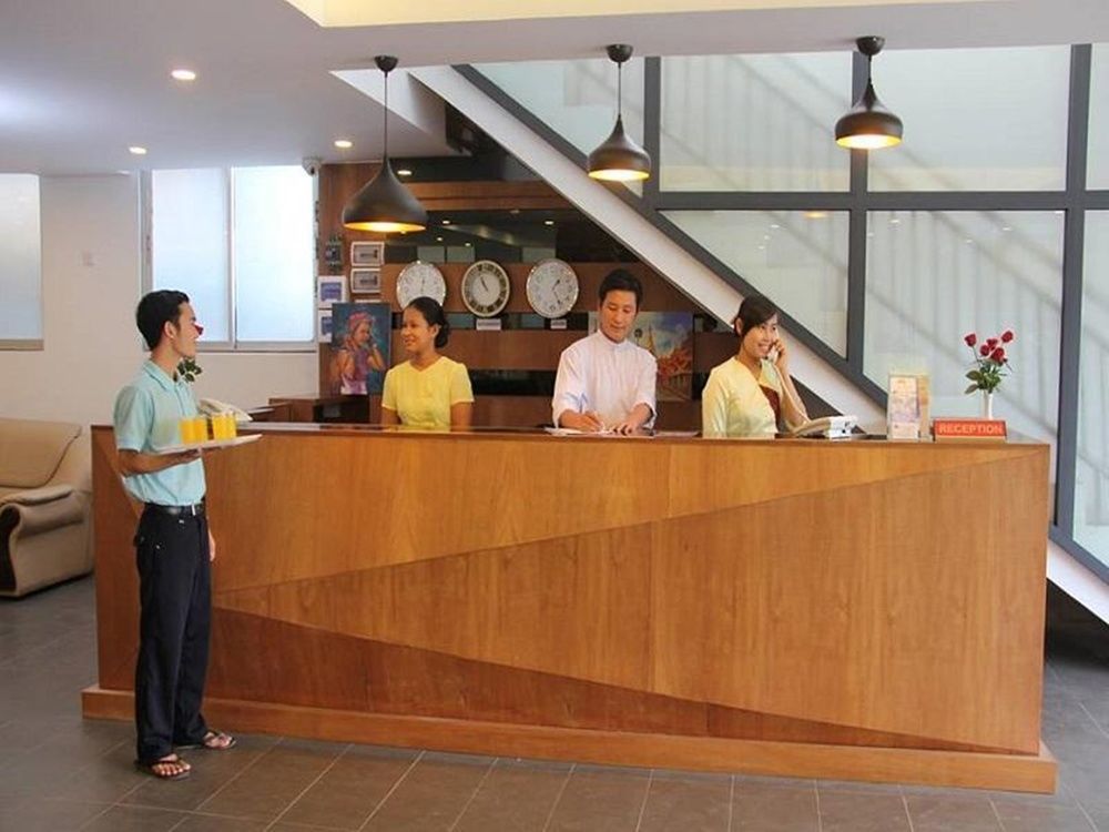 Star Max Hotel Yangon Extérieur photo